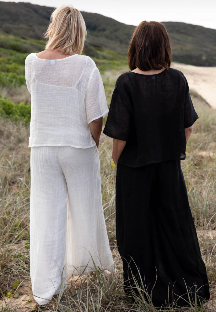 Olivia Linen Top ~ Midnight