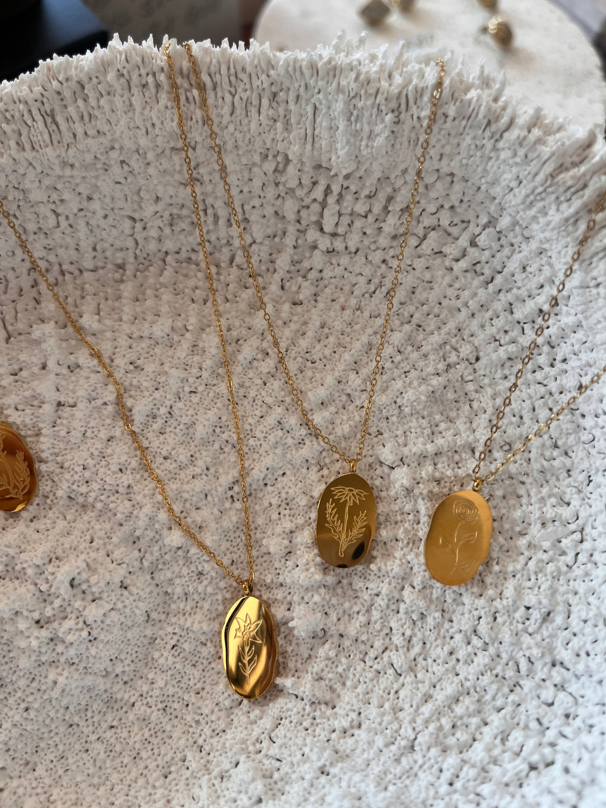 Birth Flower Pendant Necklace
