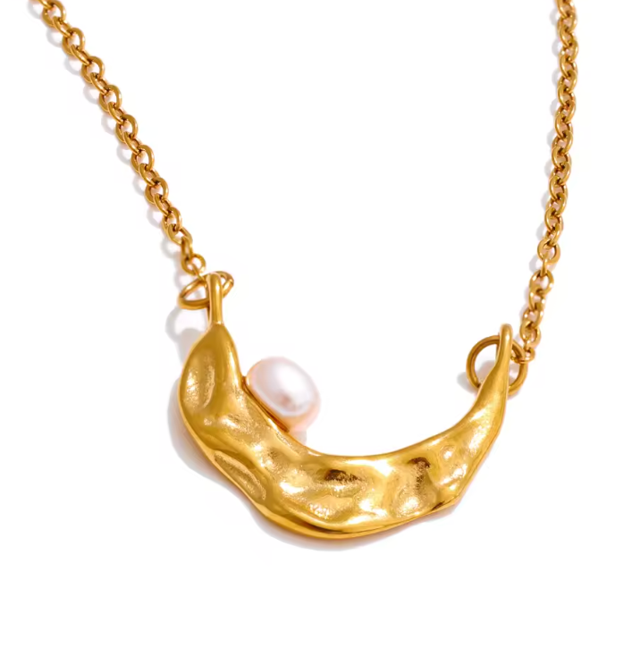 Luna with Pearl Necklace