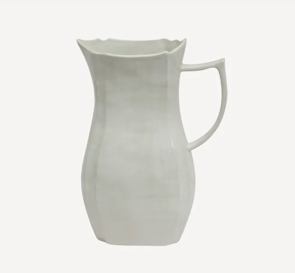 Jolie Jug