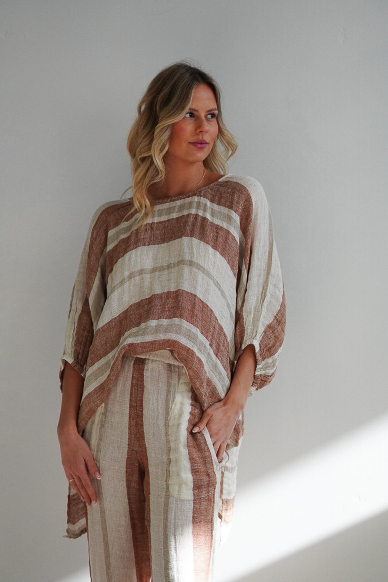 Bella Linen Top ~ Rust